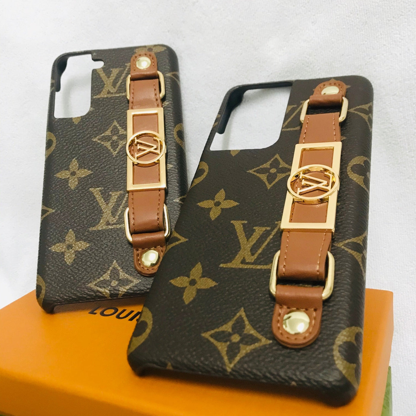 Luxury LV Monogram Case with Hand Strap for Samsung | Stylish & Functional